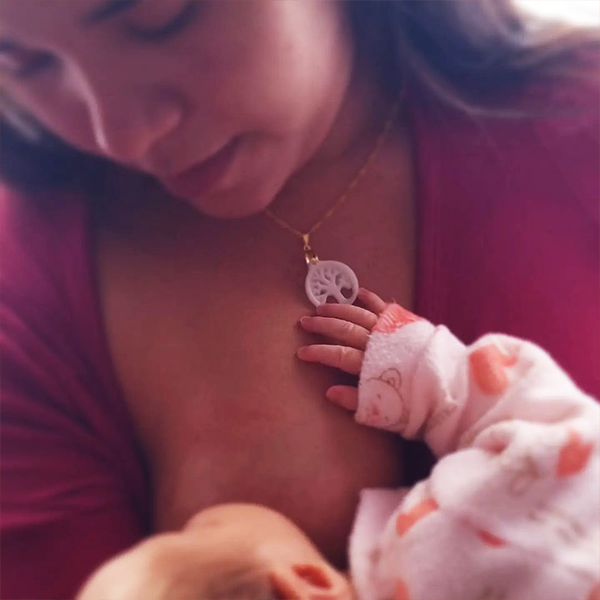 Mother's kiss Pendent - Breastmilk jewelry – Lackto