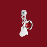 Zusätzlicher Charm mit Rubinherz